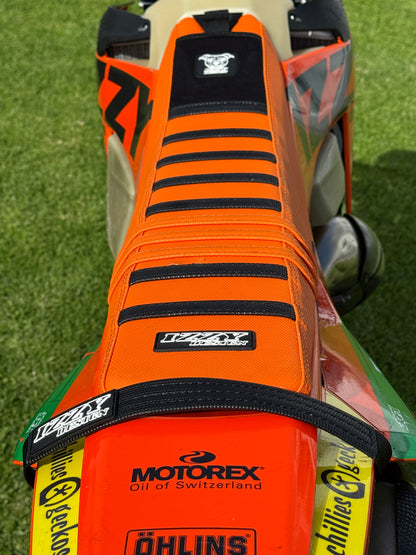 IZZY Rear Grab Handle