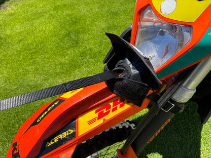 Izzy Design Pull Strap