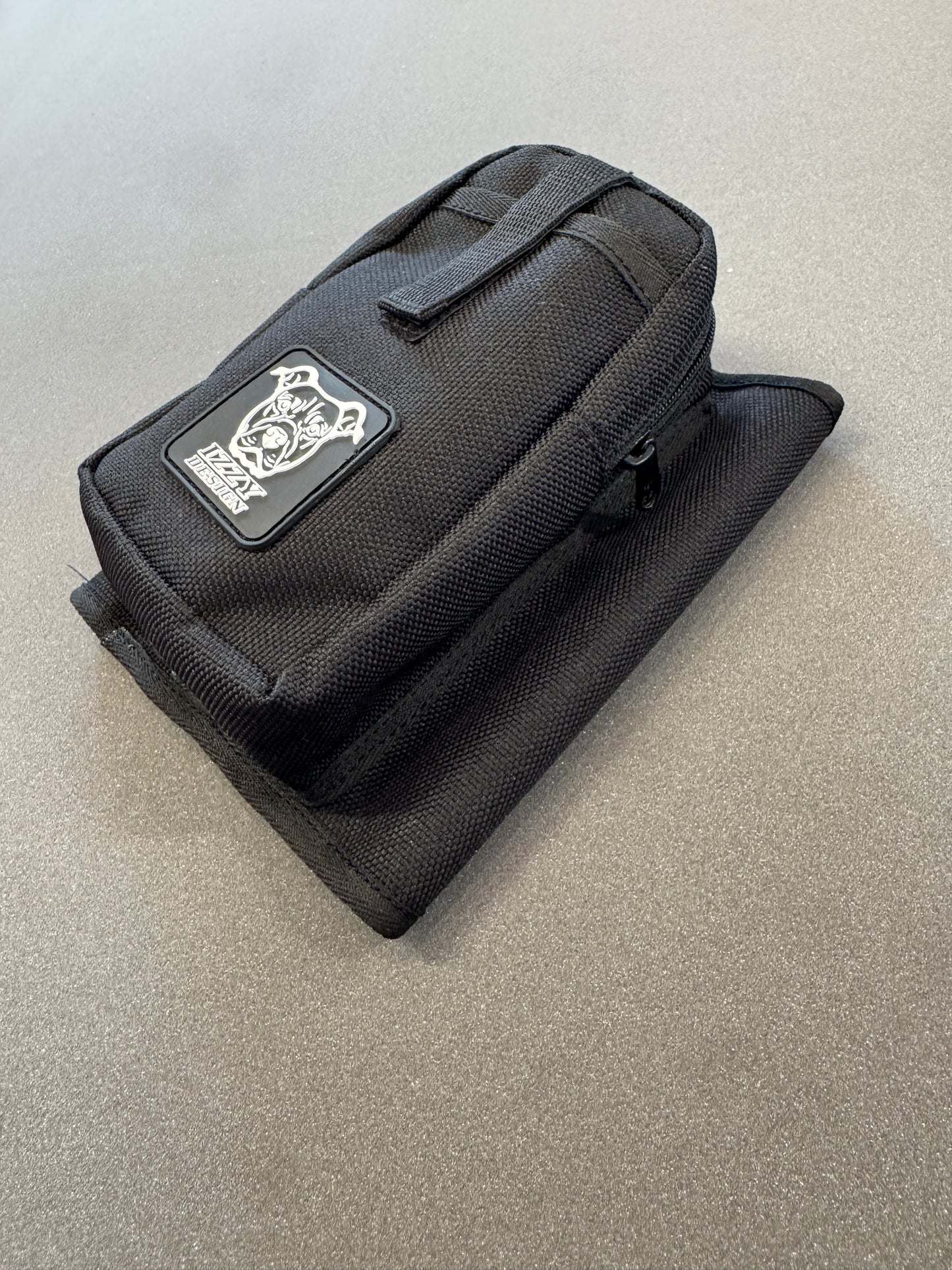 IZZY Slip-on seat bag